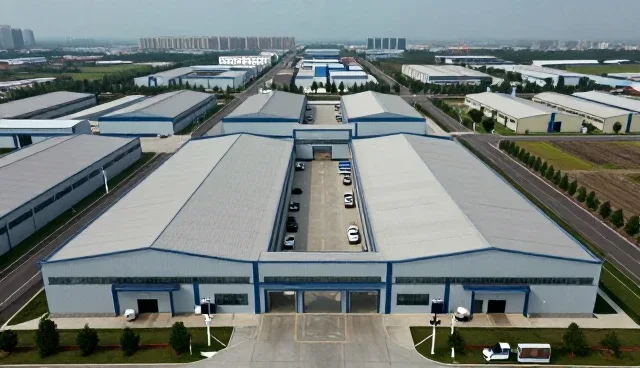 优化物流管理：产品组合在实际应用中的策略与维护技巧